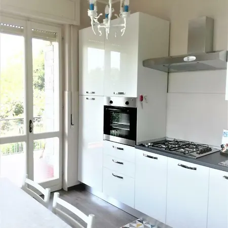 公寓 Casale Cadeloro *