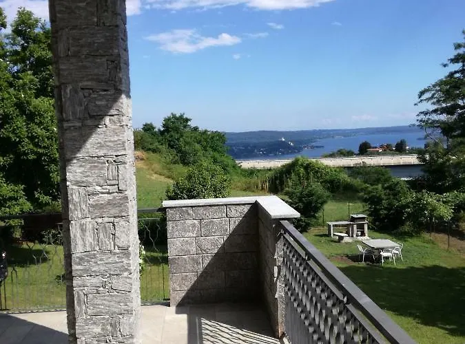 Casale Cadeloro Lägenhet Nebbiuno